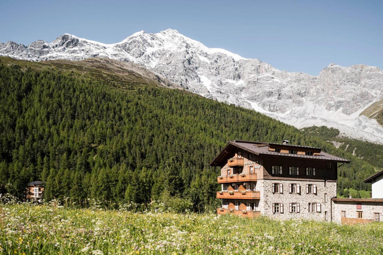 Glacier Rock Guesthouse Solda Exterior foto